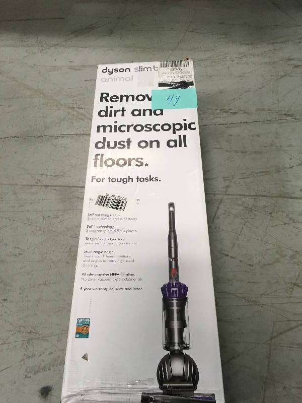 DYSON Slim Ball Animal Upright Vacuum Cleaner in good condition