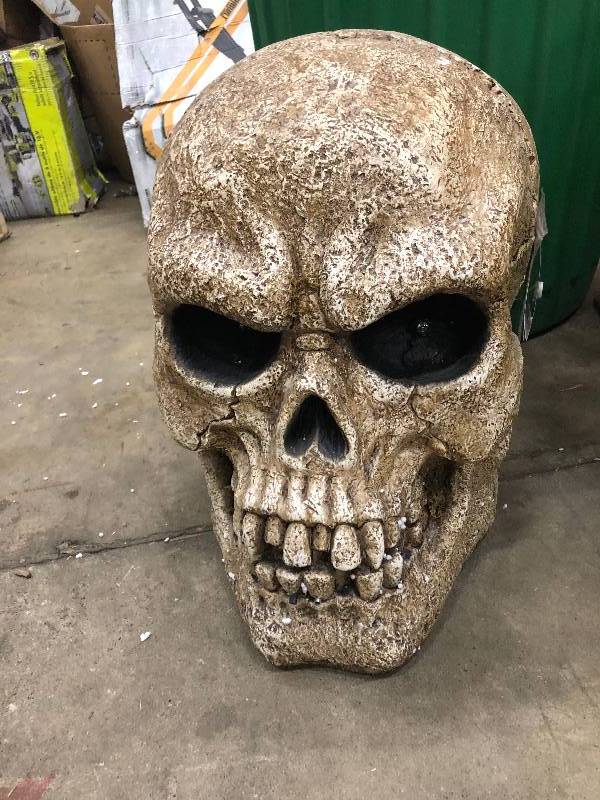 Home Accents Holiday 20.5 in. H Halloween Giant Screaming Skull