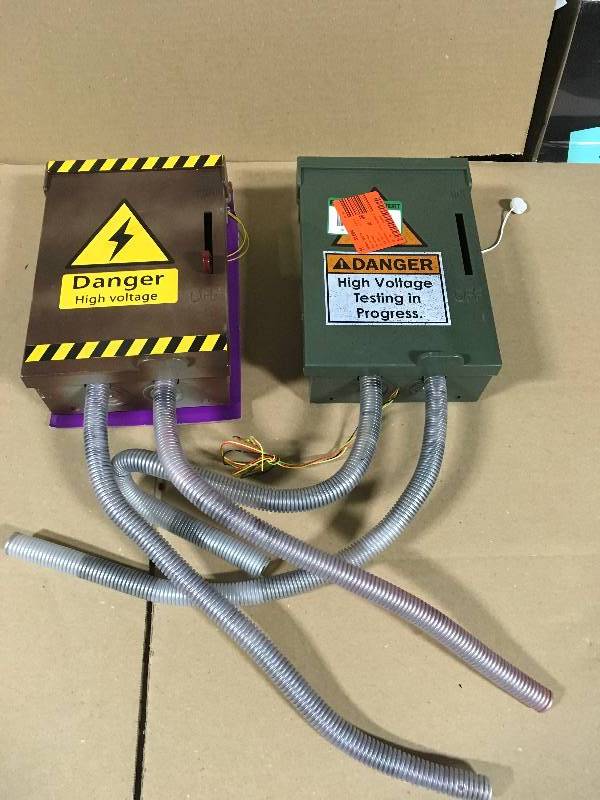 Home Accents Holiday 28 in. High Voltage Junction Box With Electrified Cables