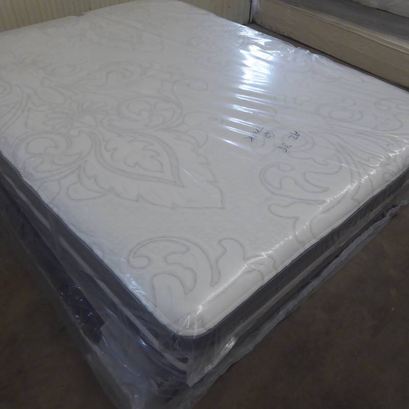 Brand New Beautyrest Recharge World Class Teagan Luxury Firm Queen Pillowtop Mattress