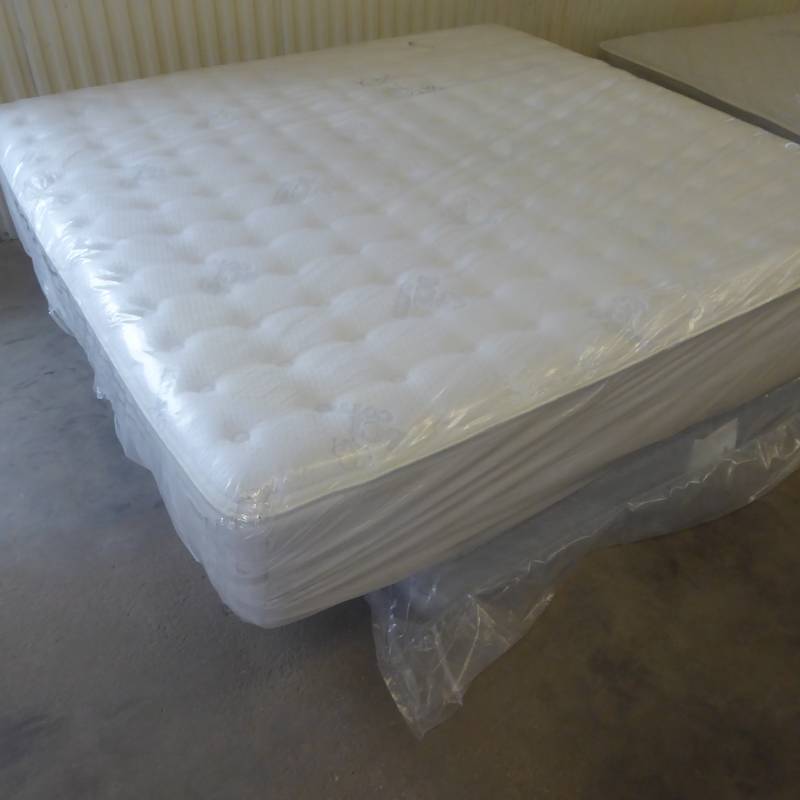 Brand New Natures Spa by Paramount Eminence Latex 14 Luxury Firm King Mattress