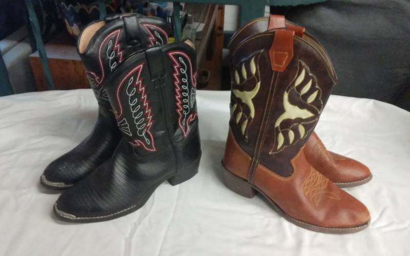 lot 42 image: 2-Pair Cowboy Boots Size 56