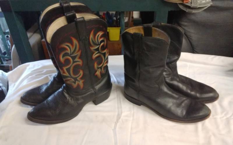 lot 46 image: 2-Pair Mens Cowboy Boots - Size 10