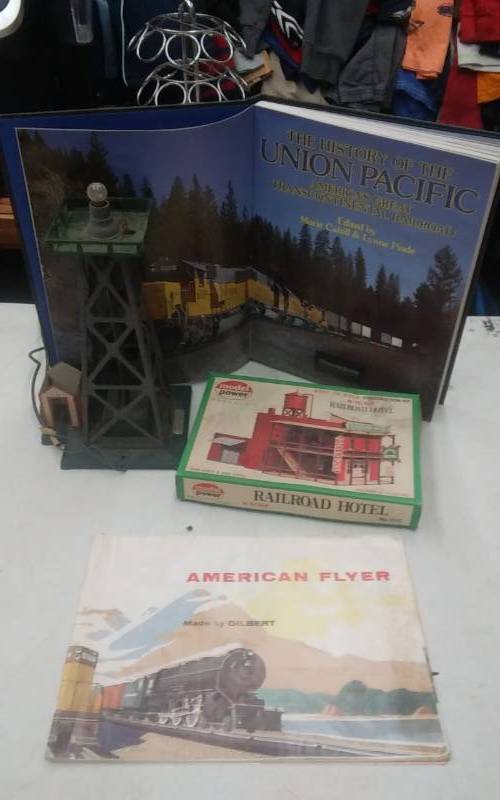 lot 54 image: Vintage American Flyer Railroad Light House Tower & Book, N-Scale RR Hotel Model, Union Pacific RR Book
