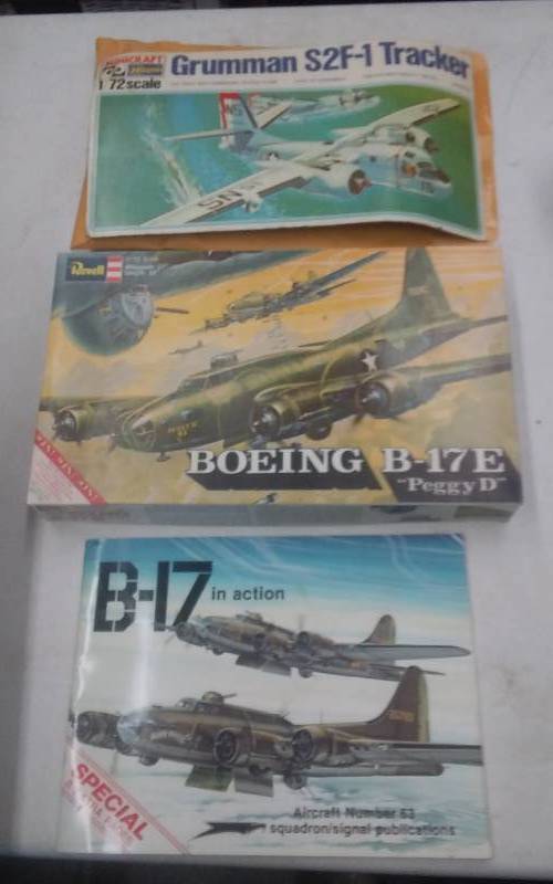 lot 57 image: Grumman S2F-1 Tracker Model, Boeing B-11E Model, B-17 Book