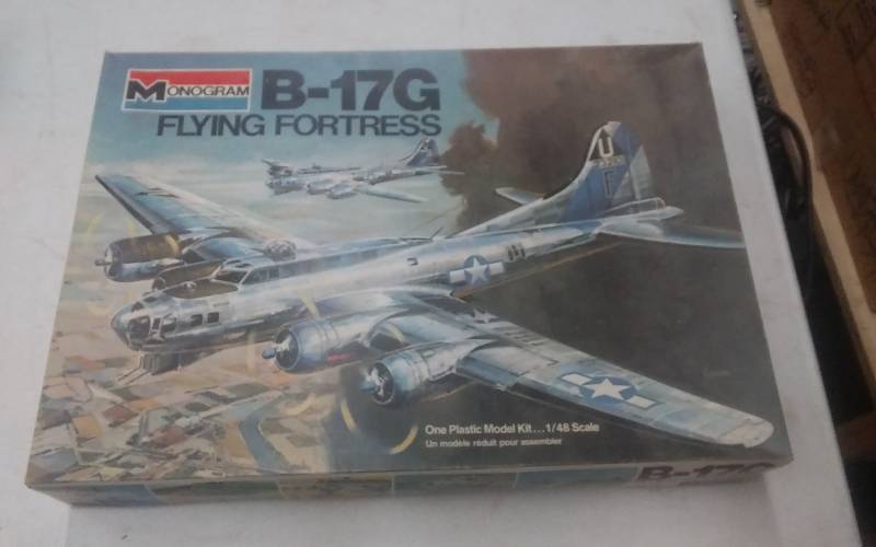 lot 59 image: B-17G 148 Scale Model