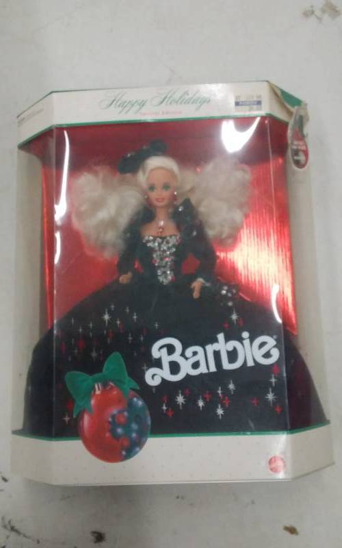 lot 69 image: Holiday Barbie 1991