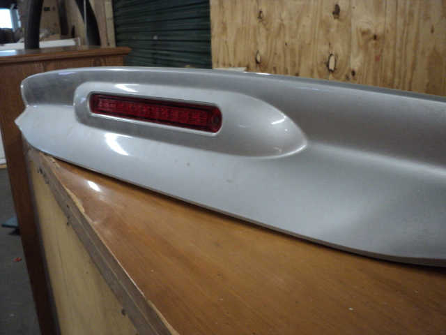 lot 29 image: 2000 Chevy Cavalier...
