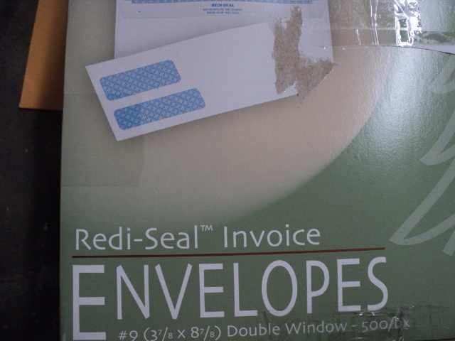 lot 90 image: Redi-Seal envelopes 1000, 500 6.5x9...