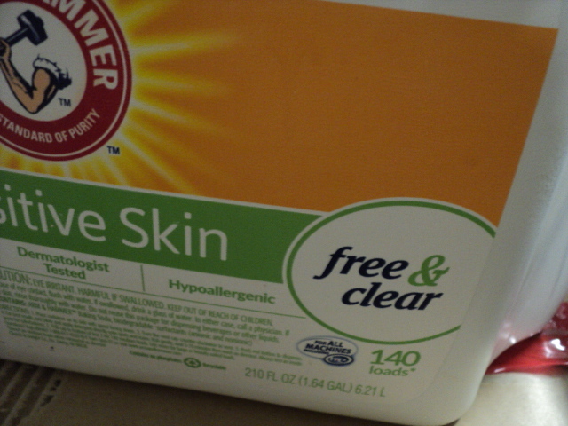 lot 115 image: 1 210 oz. Arm and Hammer detergent ...