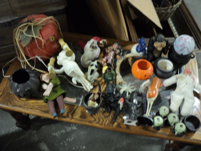 lot 155 image: Halloween and Christmas dcor...