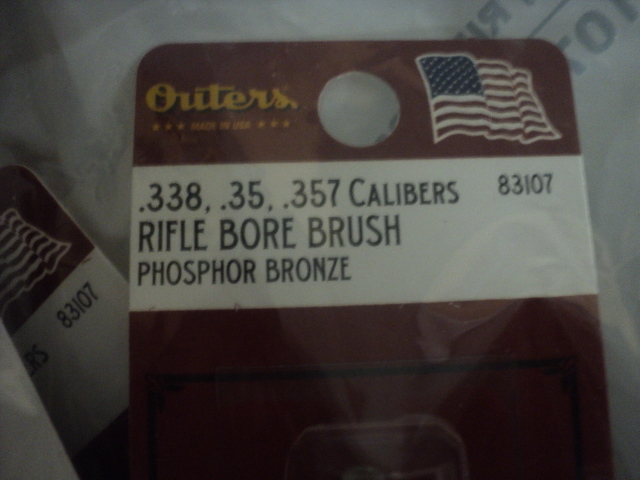 lot 165 image: Box of 36 Outer Rifle Bore brushes,...