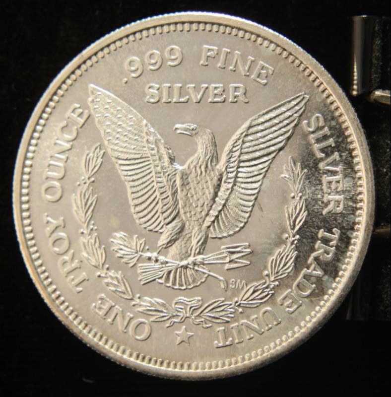 1 TROY OZ. .999 FINE SILVER MORGAN DOLLAR DESIGN