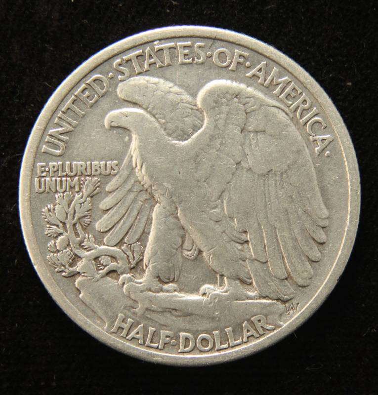 1935 WALKING LIBERTY SILVER HALF DOLLAR