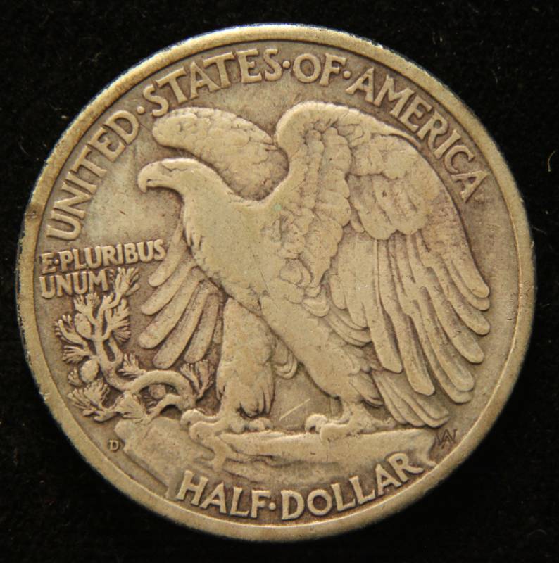 1944-D WALKING LIBERTY SILVER HALF DOLLAR