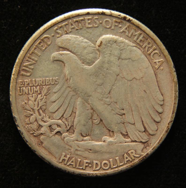 1946-D WALKING LIBERTY SILVER HALF DOLLAR