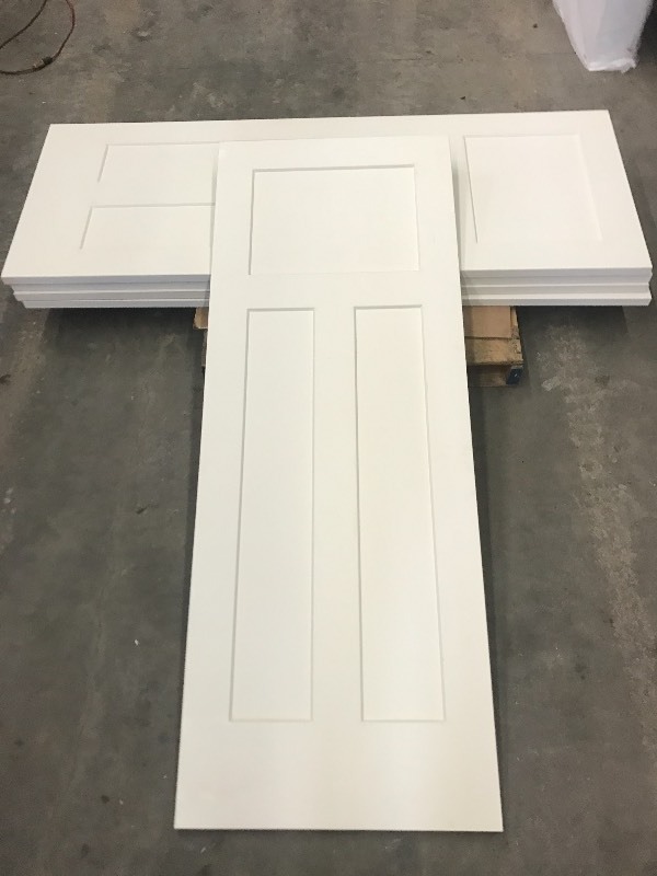 (5) Jeld-Wen Unfinished Doors