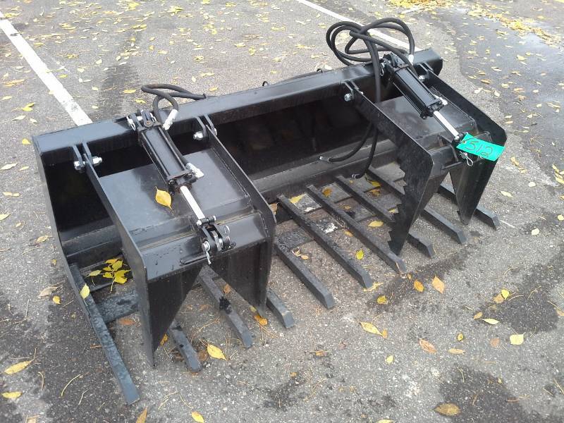 72 Double Grapple Bucket (Skid Steer Attachment)