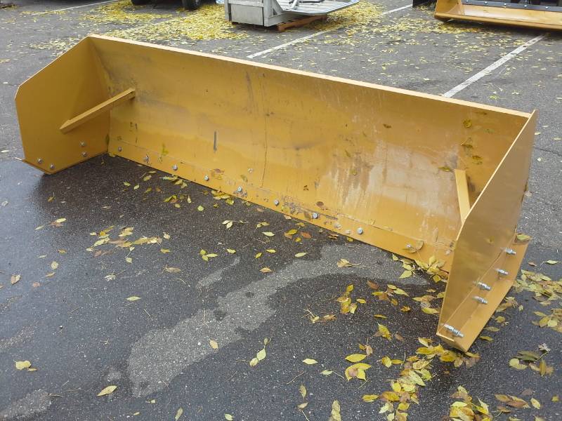 10 Snow Pusher (Skid Steer Attachment)