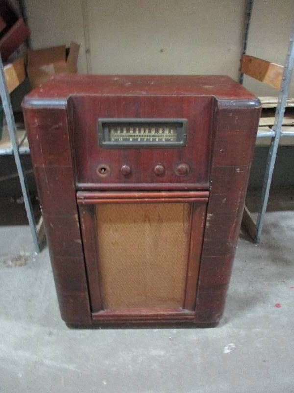 lot 45 image: Coronado Radio
