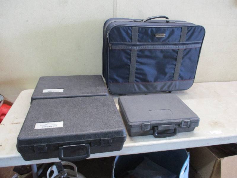 lot 64 image: Toolcases and suitcase
