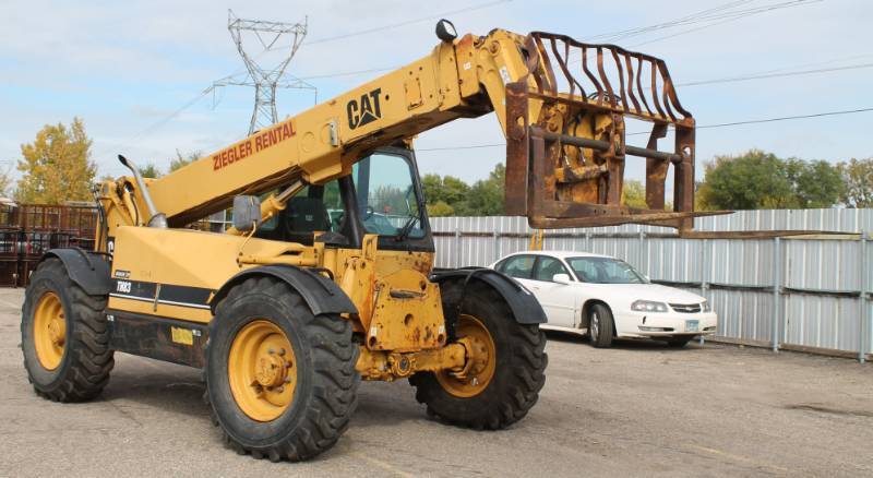 lot 1 image: CAT TH83 Telehandler Forklift