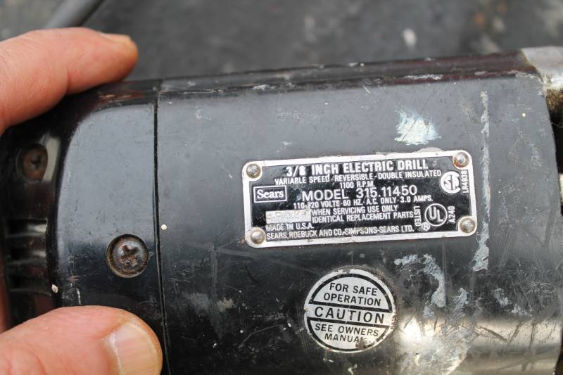 lot 19 image: Stapler And Drill