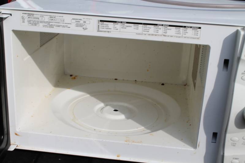 lot 55 image: Jet Smart Microwave Oven