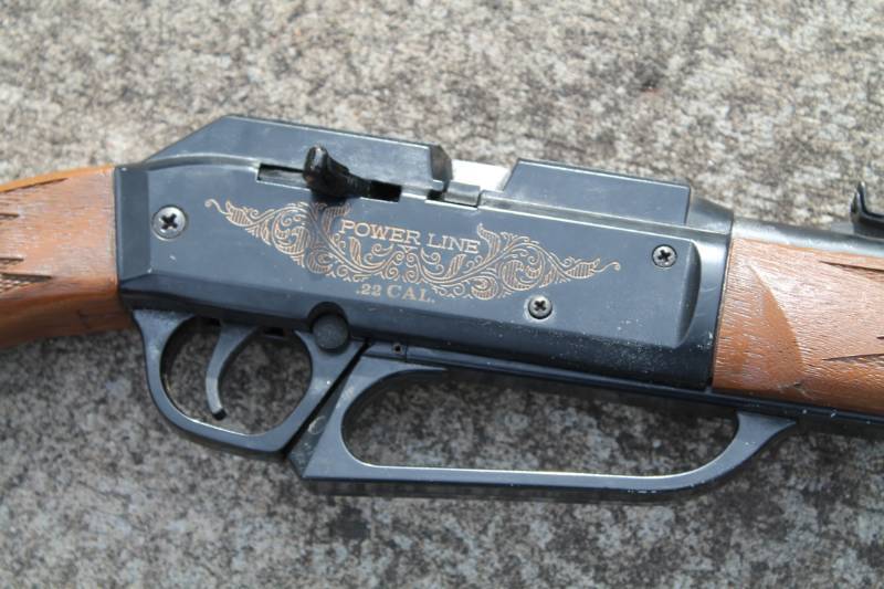 lot 13 image: Air Rifle .22 Caliber