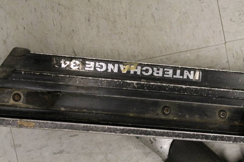 lot 73 image: Pneumatic Nailer