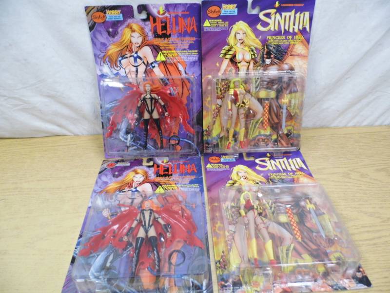 Hellina - Synthia Action Figures