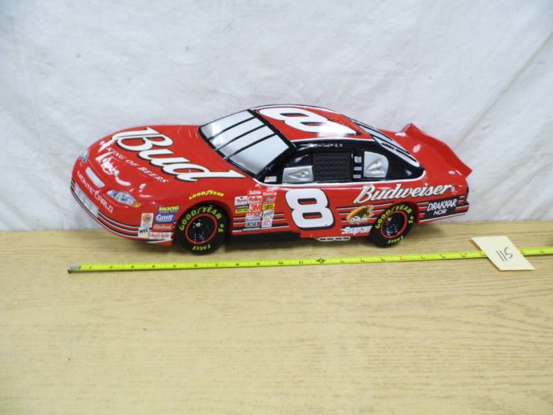 Wall Dcor Budweiser Racing