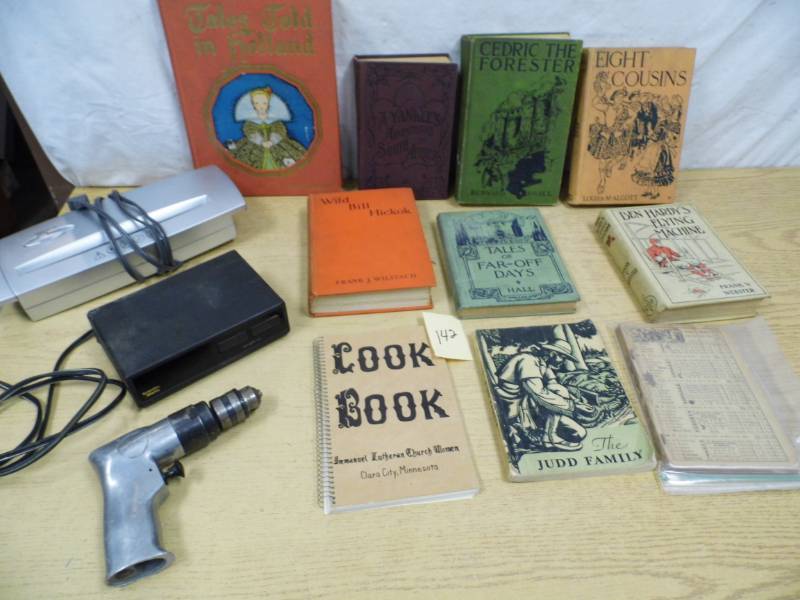 Vintage Books - Shredder