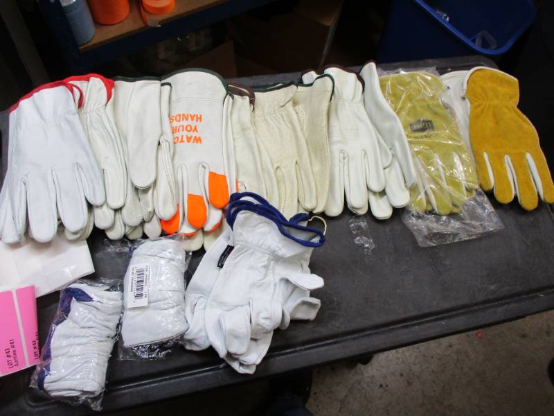 Mixed Leather Gloves