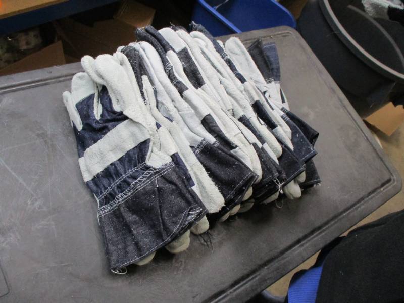 Leather Gloves