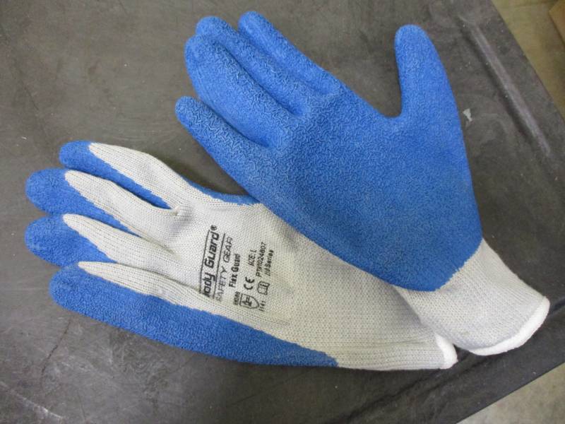 Dipped Gloves-Medium