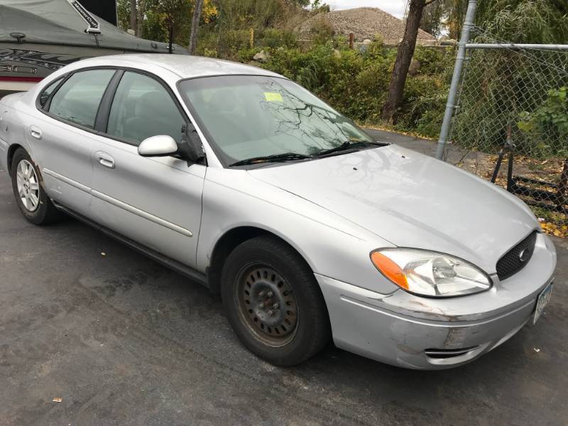 2006 Ford Taurus SE