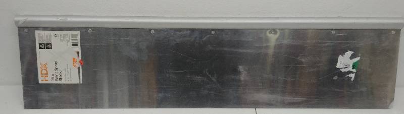 lot 38 image: 36 Paint Spray Sheild