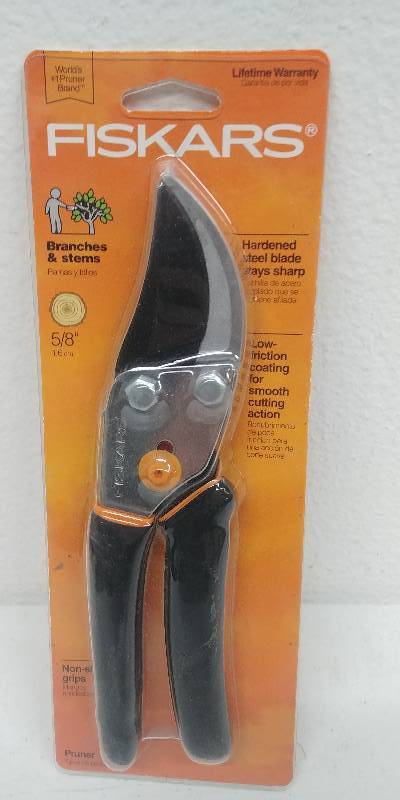 lot 48 image: Fiskars Branch & Stem Sheer Snips
