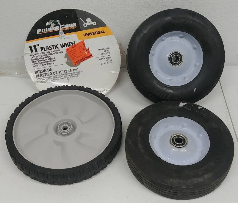 lot 52 image: Set of 3 utility wheels
