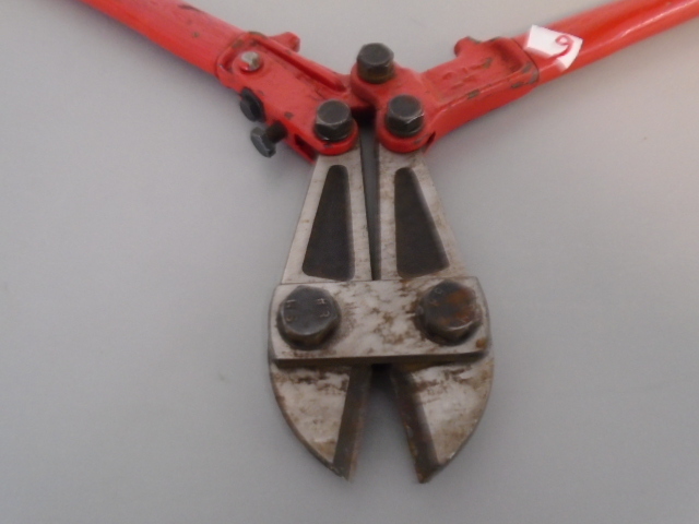 lot 6 image: Bolt Cutters