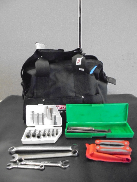 lot 30 image: Craftsman Tool Bag with Tools