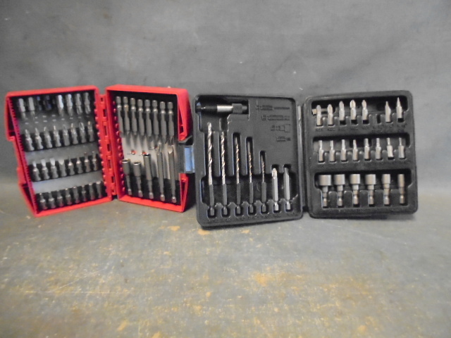 lot 39 image: Driver Bit Set