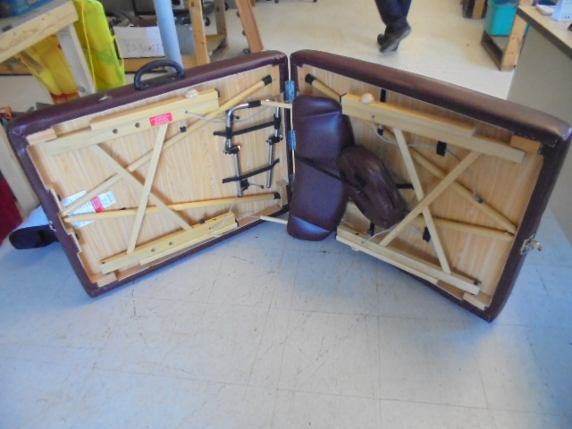 lot 63 image: Portable Massage Table