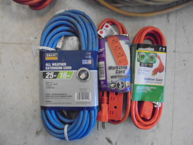lot 27 image: Extension Cords and Surge Protector