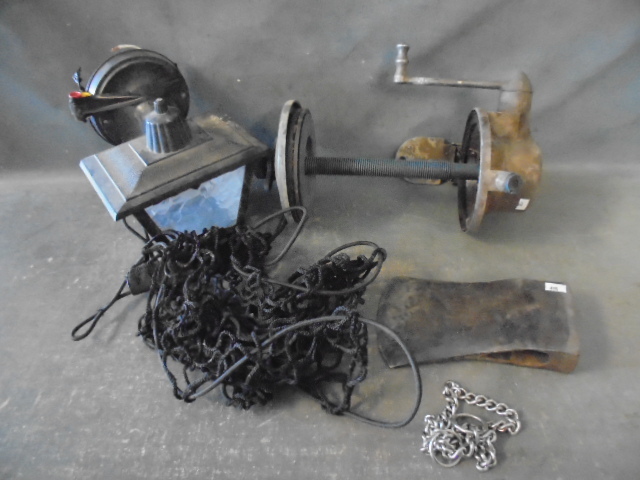 lot 68 image: Miscellaneous Items