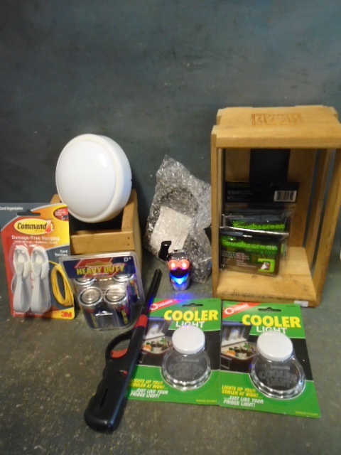 lot 94 image: Fake Lighter Hand Buzzer and Miscellaneous Household Items