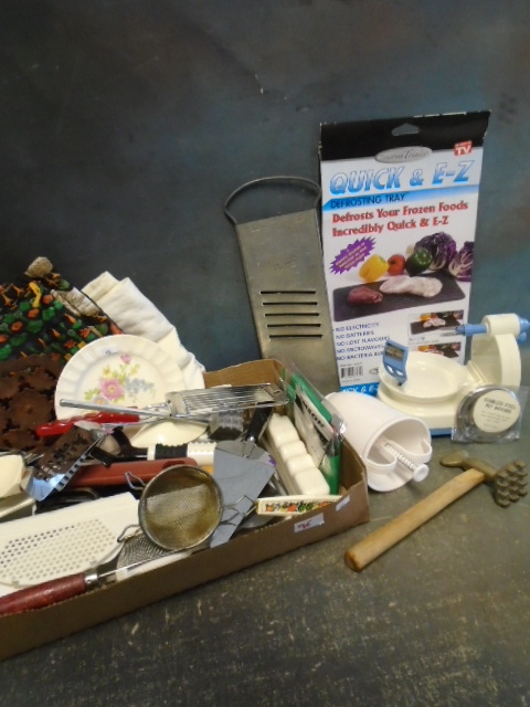 lot 96 image: Miscellaneous Kitchen Items