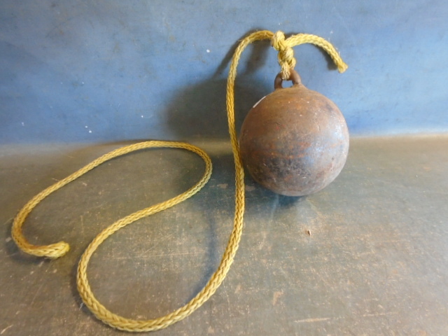 lot 117 image: Wrecking Ball