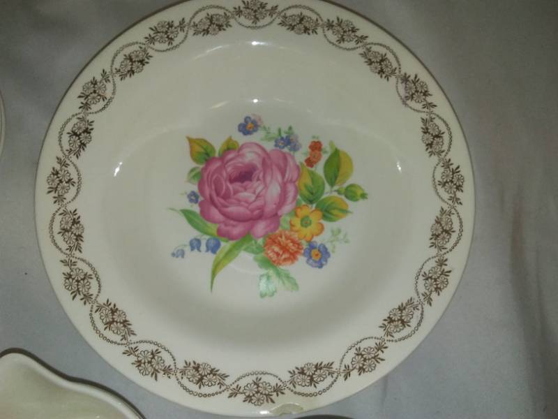 lot 93 image: Royal Daisy Ann China - rare find.
